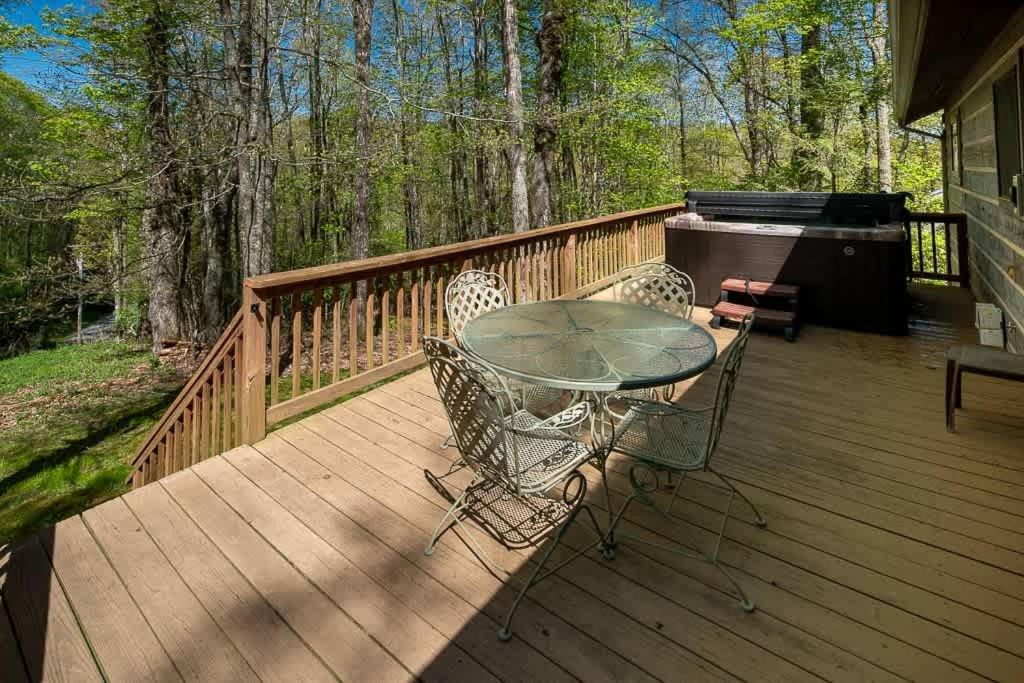 Cozy 'Grey Fox' Cabin Between Boone & Blowing Rock Exteriör bild