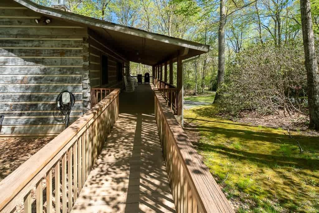 Cozy 'Grey Fox' Cabin Between Boone & Blowing Rock Exteriör bild